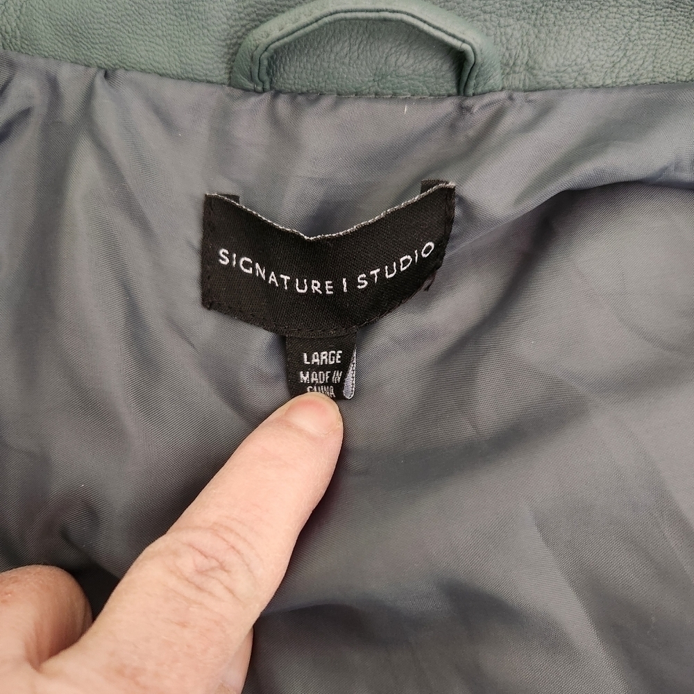 Signature Studio Jacket - Picture 4 of 6